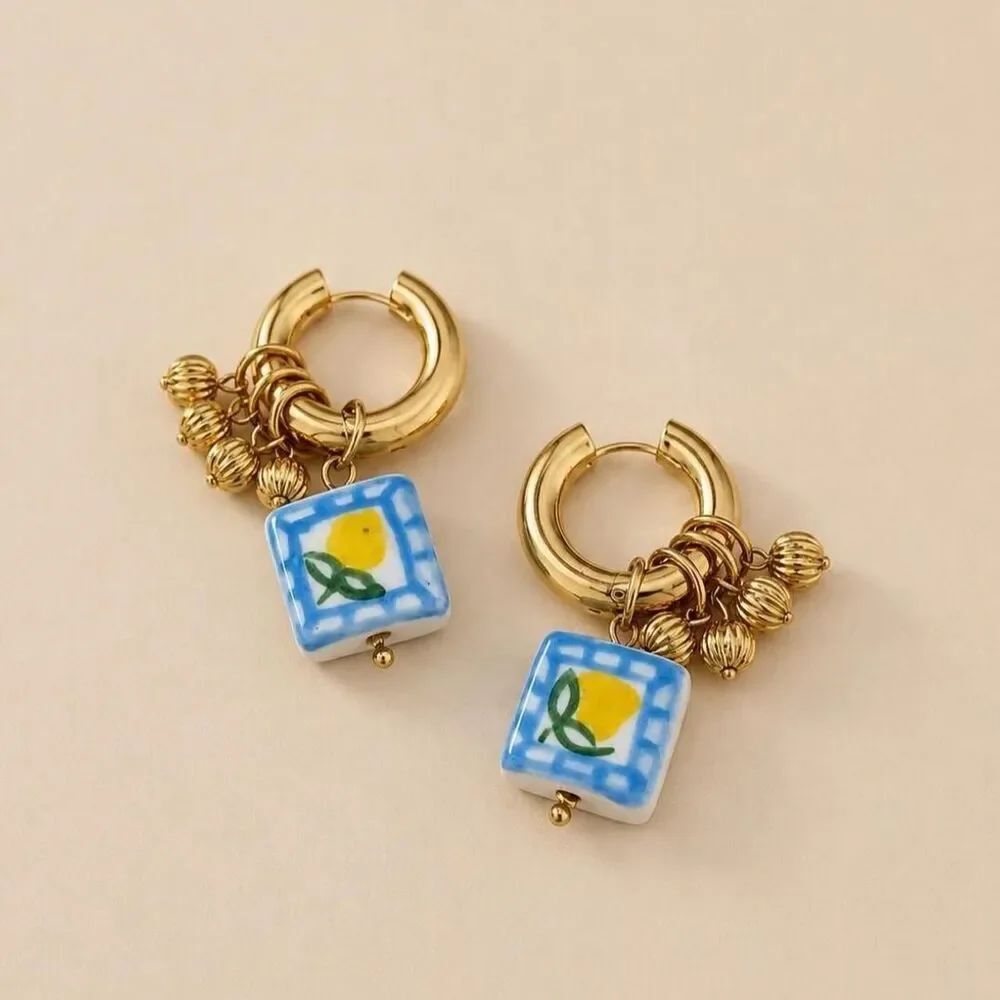 Lemon hoop earrings D60